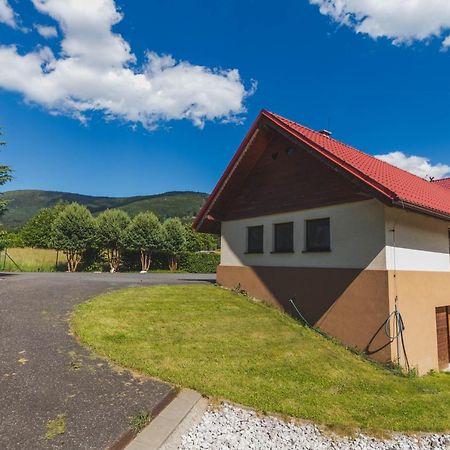 Apartman Kinskych Roznov pod Radhostem Ngoại thất bức ảnh